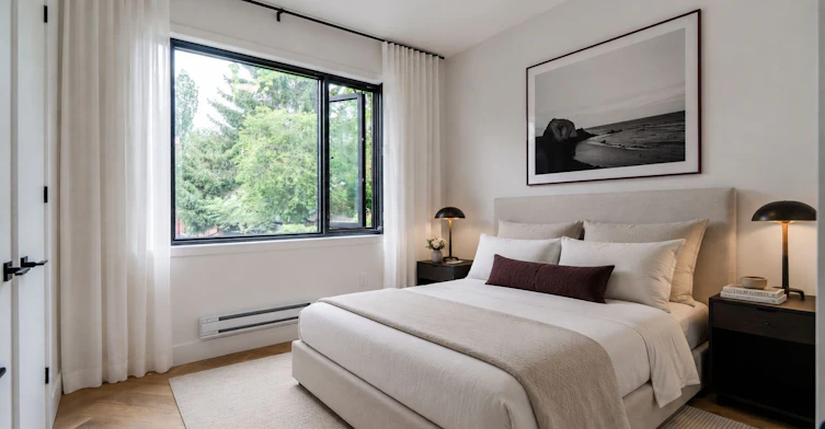 Laneway-390 Palmerston Boulevard, Toronto, ON, M6G 2N6 - 3