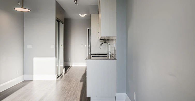 2512-101 Erskine Avenue, Toronto, ON, M4P 0C5 - 11