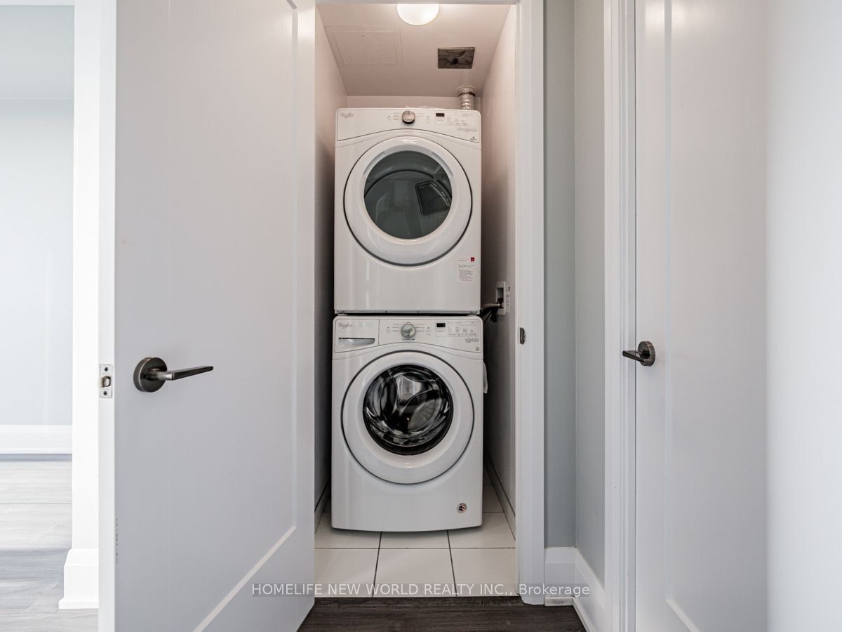 2512-101 Erskine Avenue, Toronto, ON, M4P 0C5 - 19