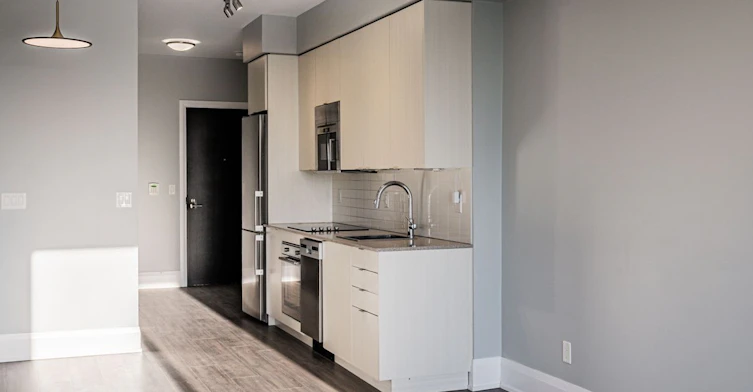2512-101 Erskine Avenue, Toronto, ON, M4P 0C5 - 13