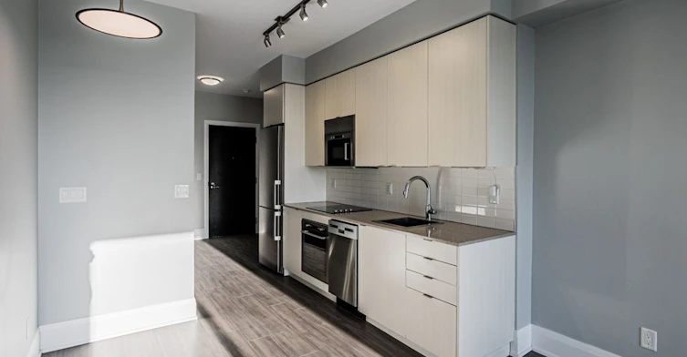 2512-101 Erskine Avenue, Toronto, ON, M4P 0C5 - 10
