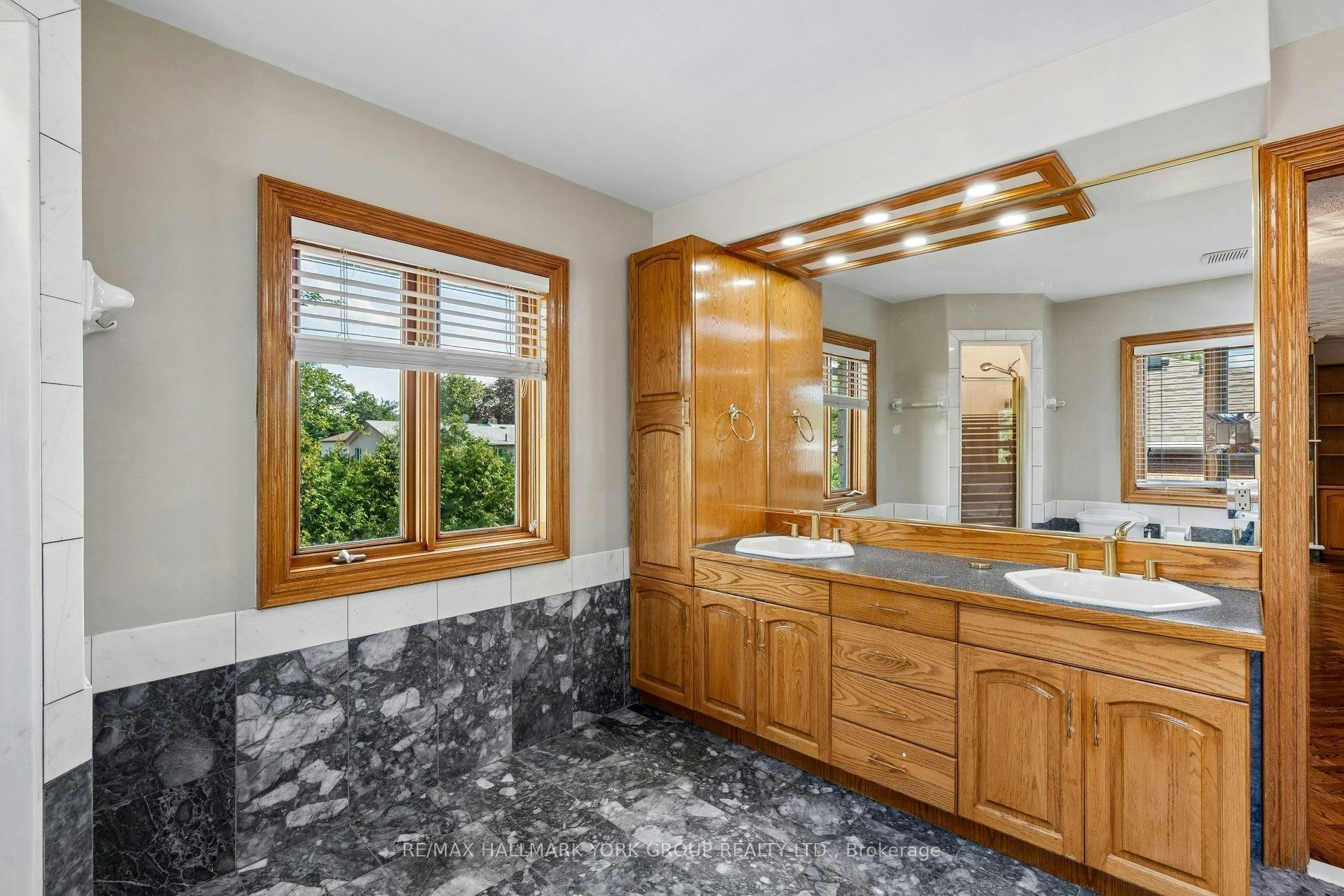 M/F&2/F-185 Goulding Avenue, Toronto, ON, M2R 2P3 - 34