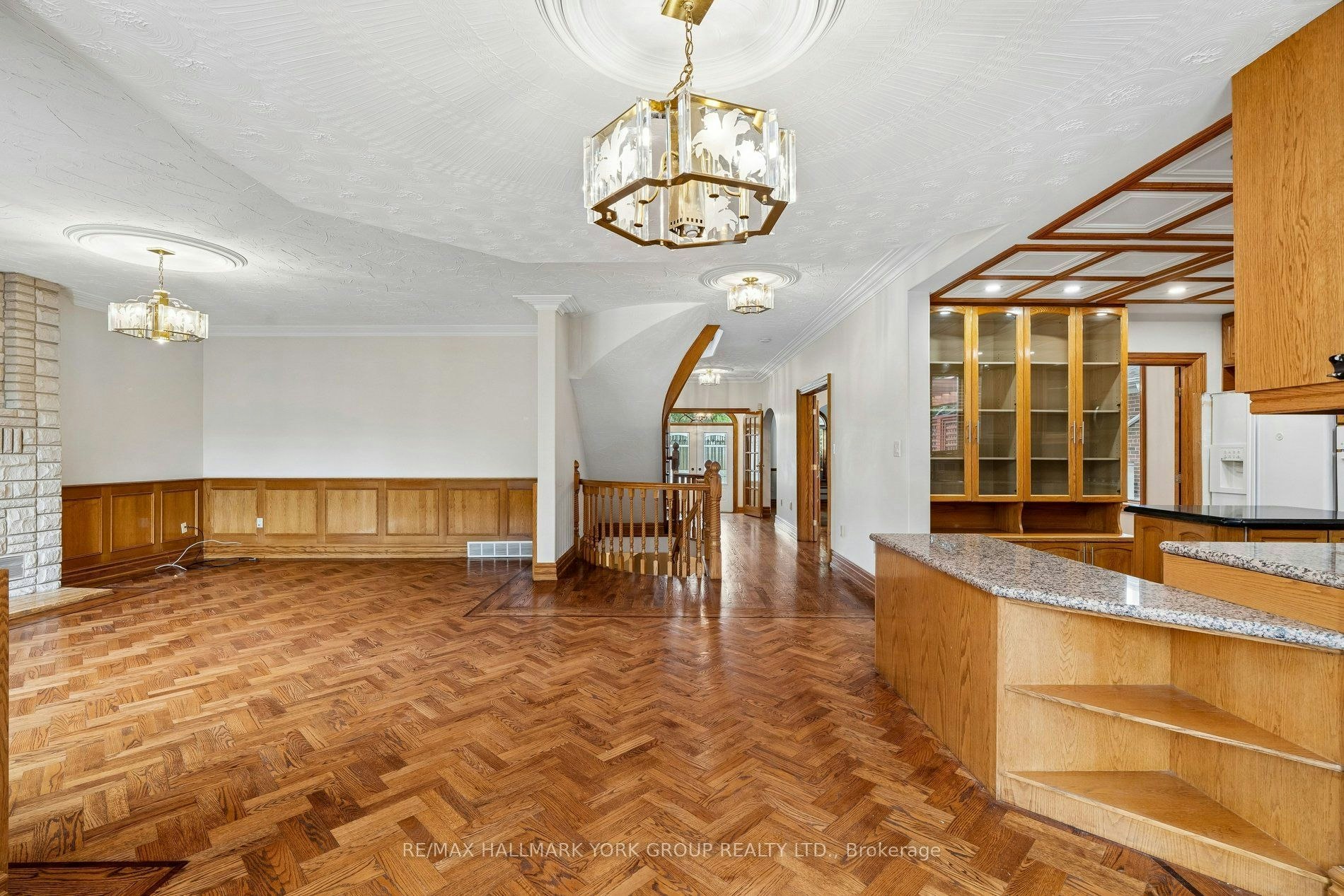 M/F&2/F-185 Goulding Avenue, Toronto, ON, M2R 2P3 - 17