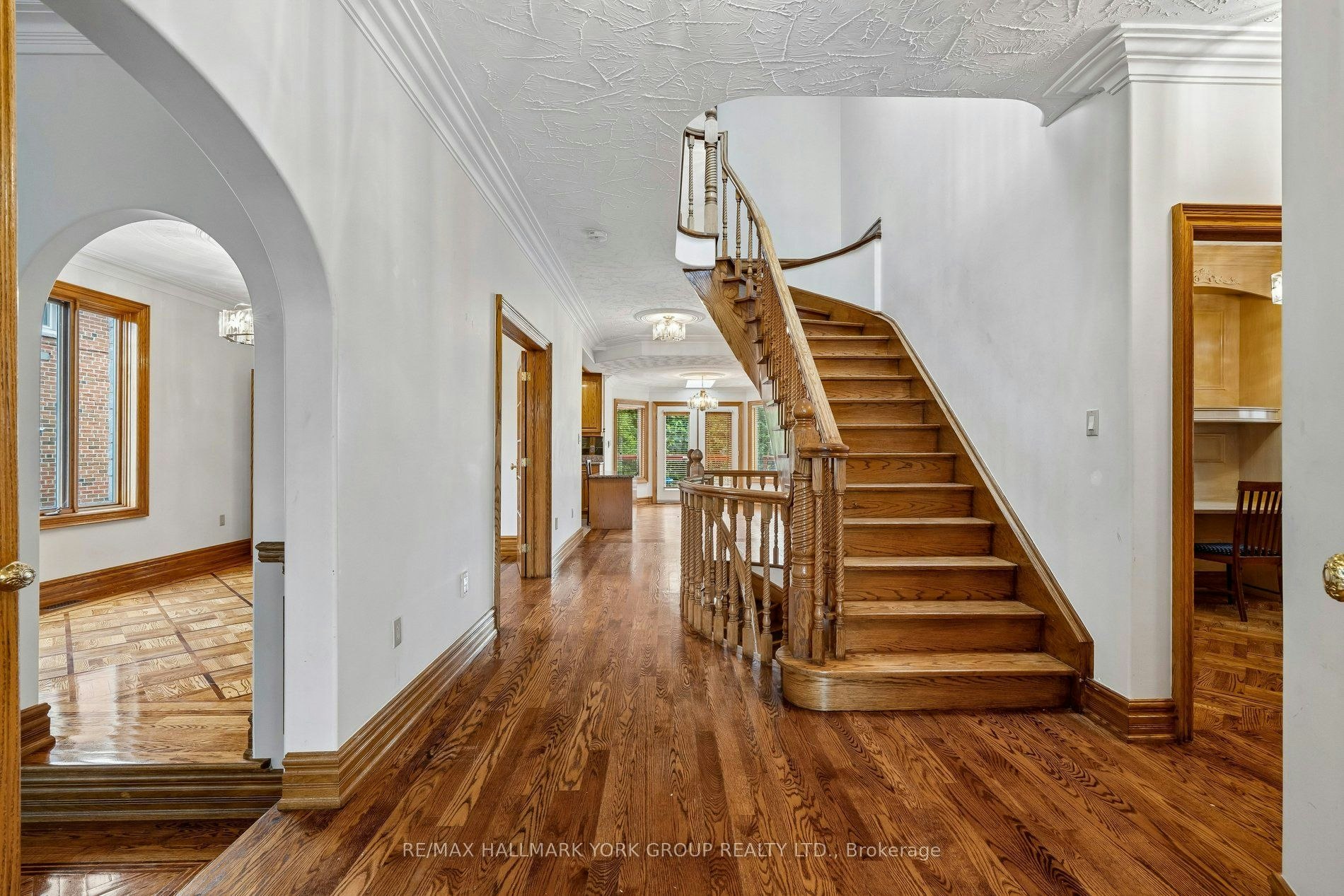M/F&2/F-185 Goulding Avenue, Toronto, ON, M2R 2P3 - 5