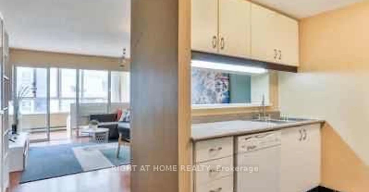 1809-44 Gerrard Street W, Toronto, ON, M5G 2K2 - 9