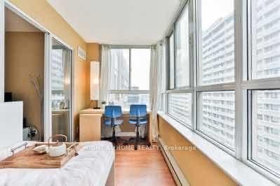 1809-44 Gerrard Street W, Toronto, ON, M5G 2K2 - 8