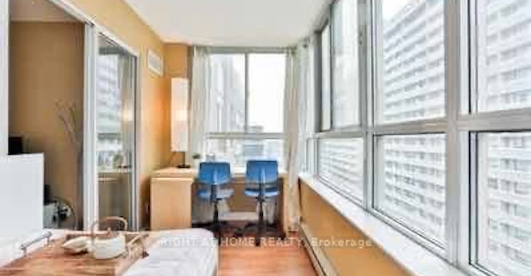 1809-44 Gerrard Street W, Toronto, ON, M5G 2K2 - 8