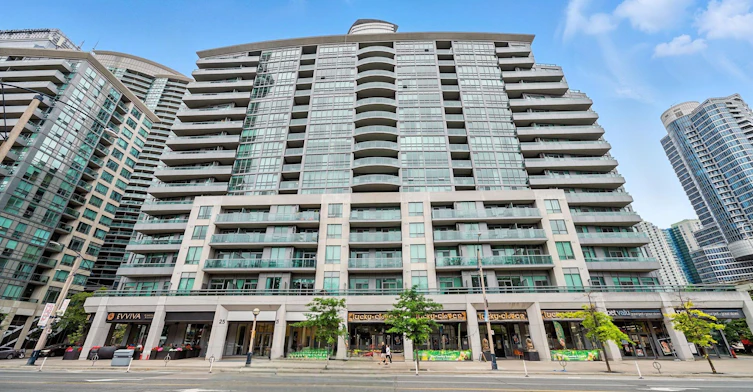 301-25 Lower Simcoe Street, Toronto, ON, M5J 3A1 - 2