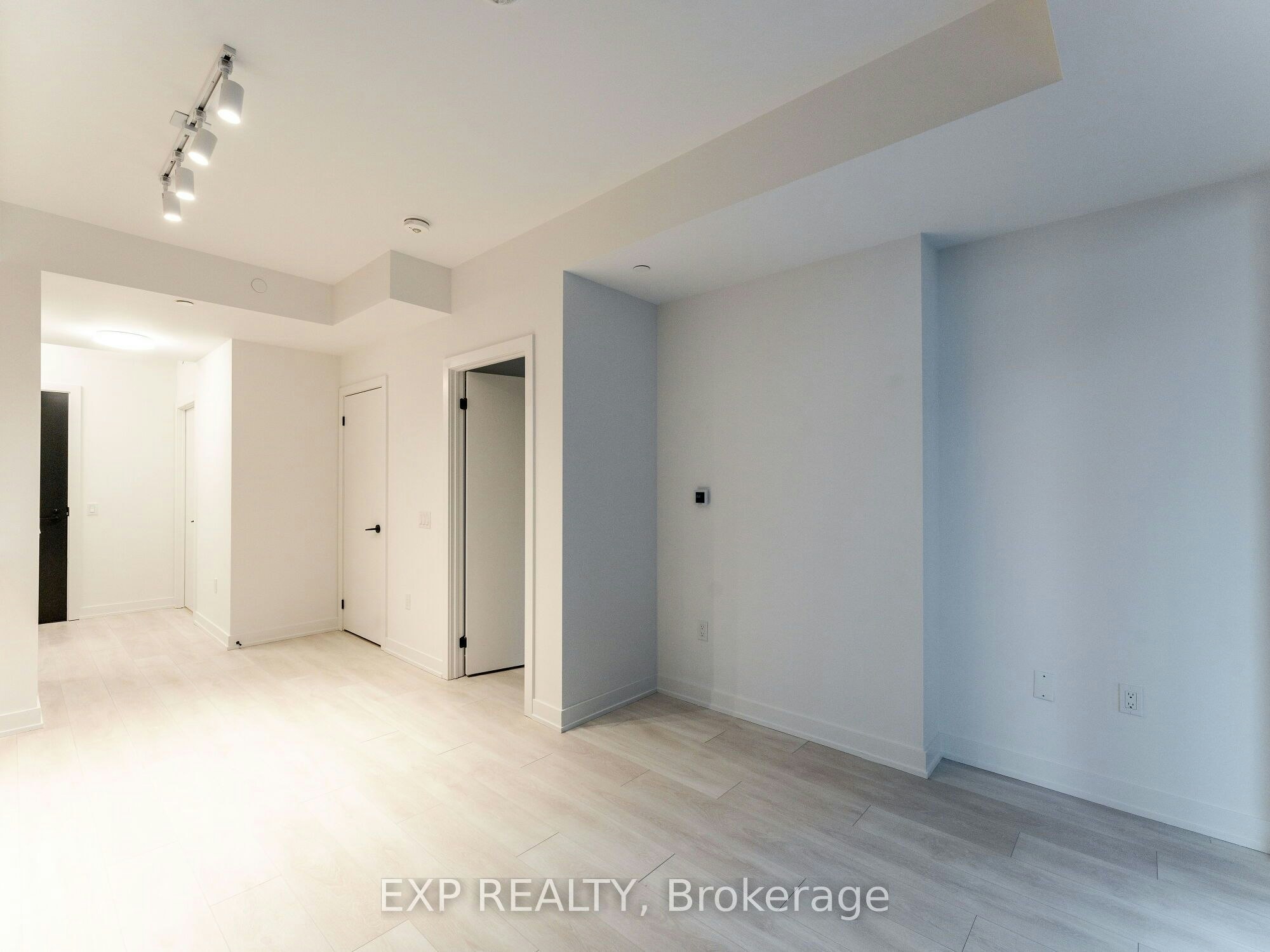 2506-127 Broadway Avenue, Toronto, ON, M4P 1V4 - 16