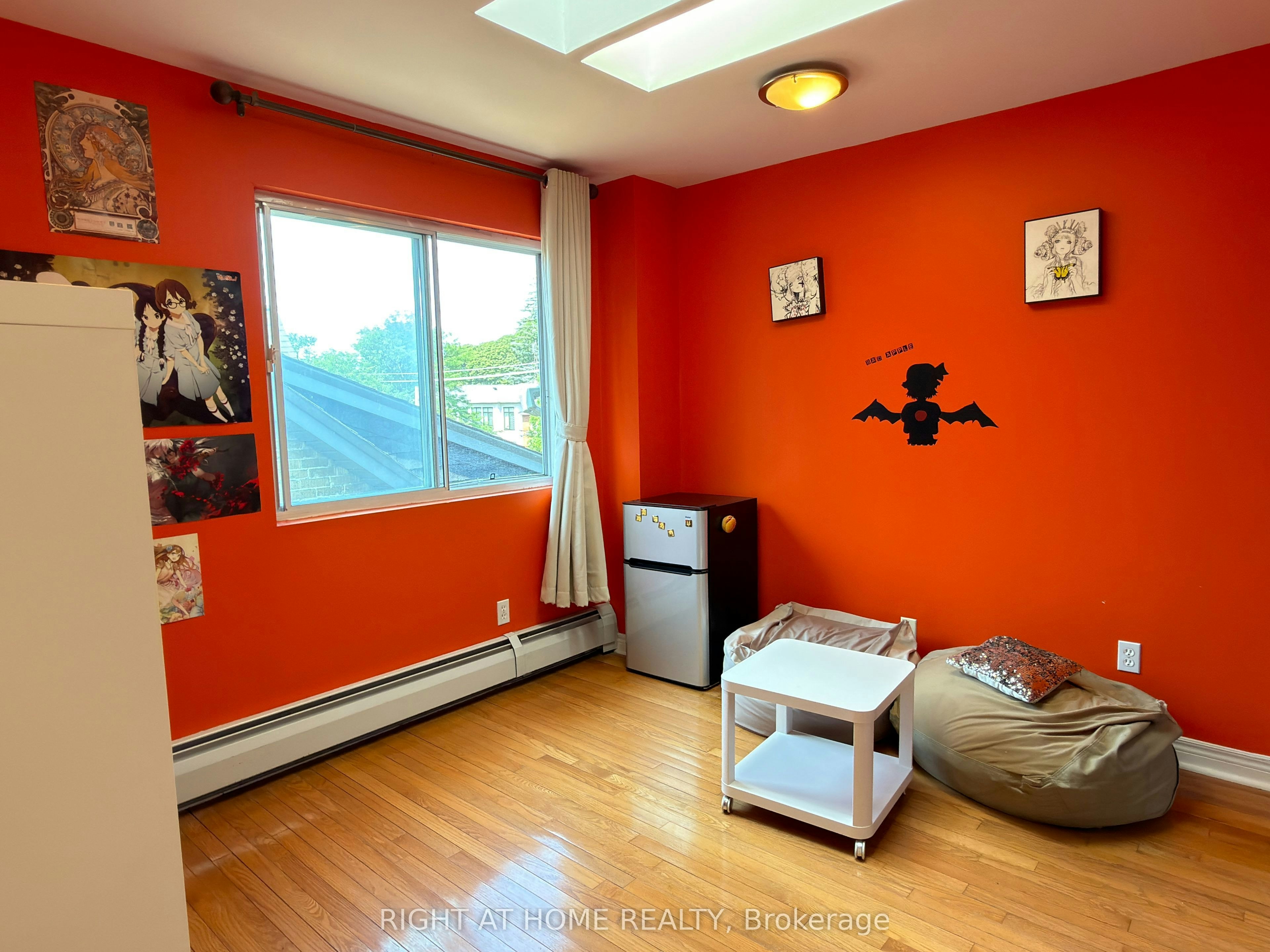 107 Melrose Avenue, Toronto, ON, M5M 1Y8 - 15