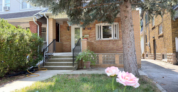 107 Melrose Avenue, Toronto, ON, M5M 1Y8 - 2