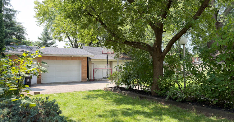 107 Melrose Avenue, Toronto, ON, M5M 1Y8 - 22
