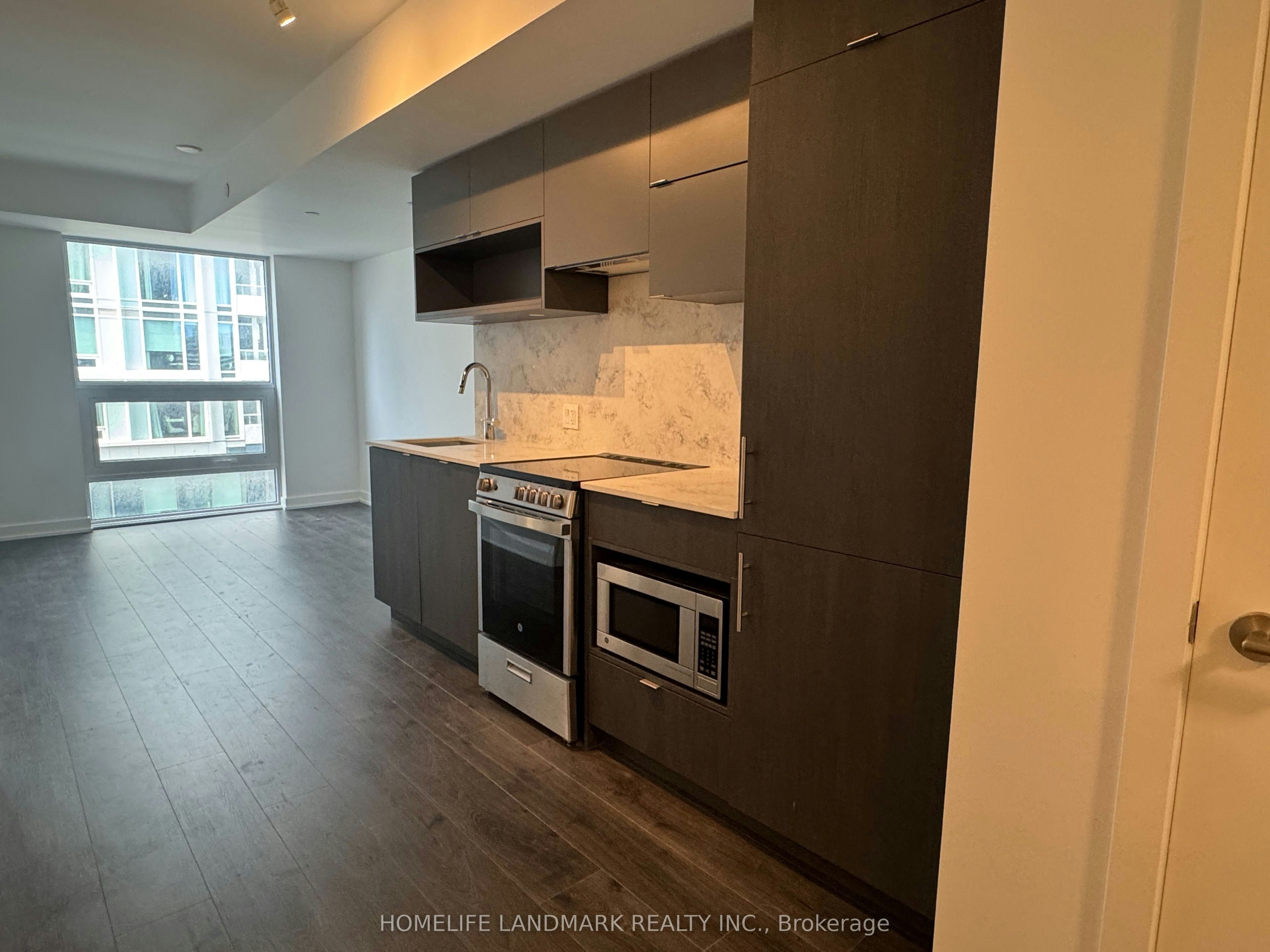 1212-100 Queen Street E, Toronto, ON, M5C 0B5 - 2