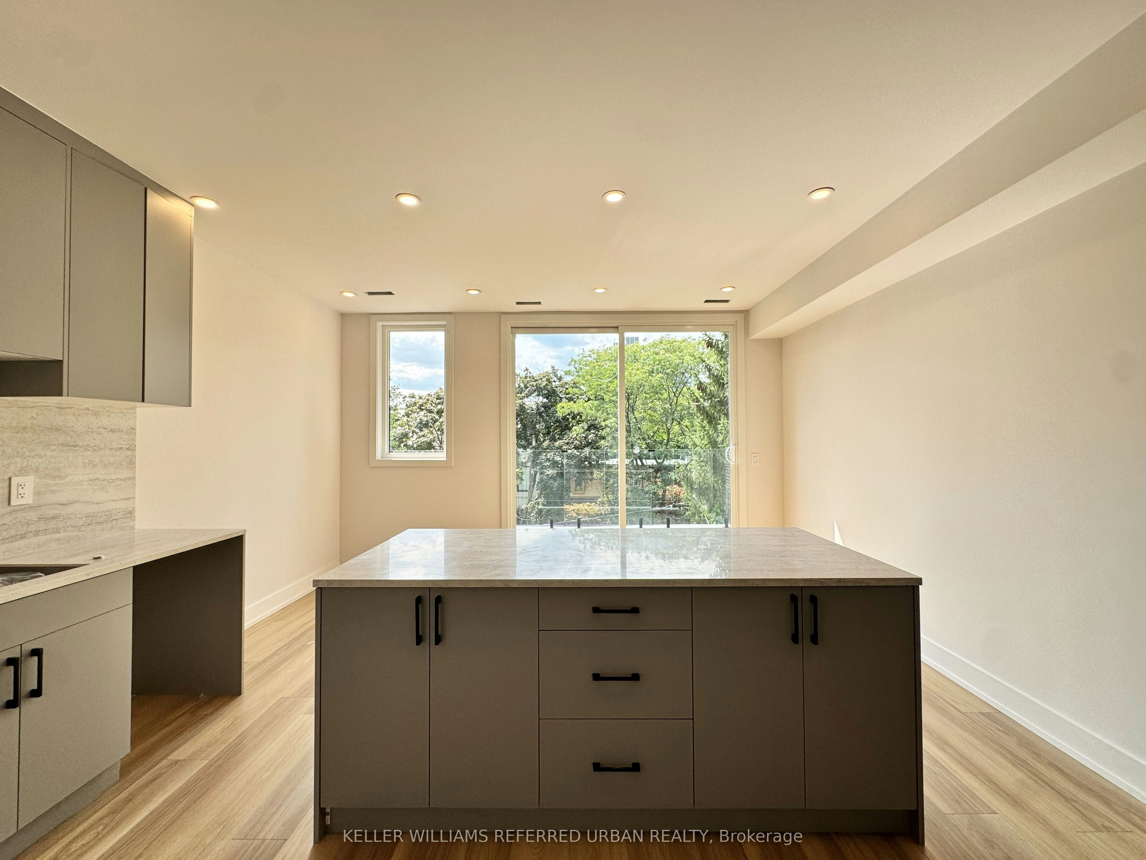 3-269 Brunswick Avenue, Toronto, ON, M5S 2M6 - 4