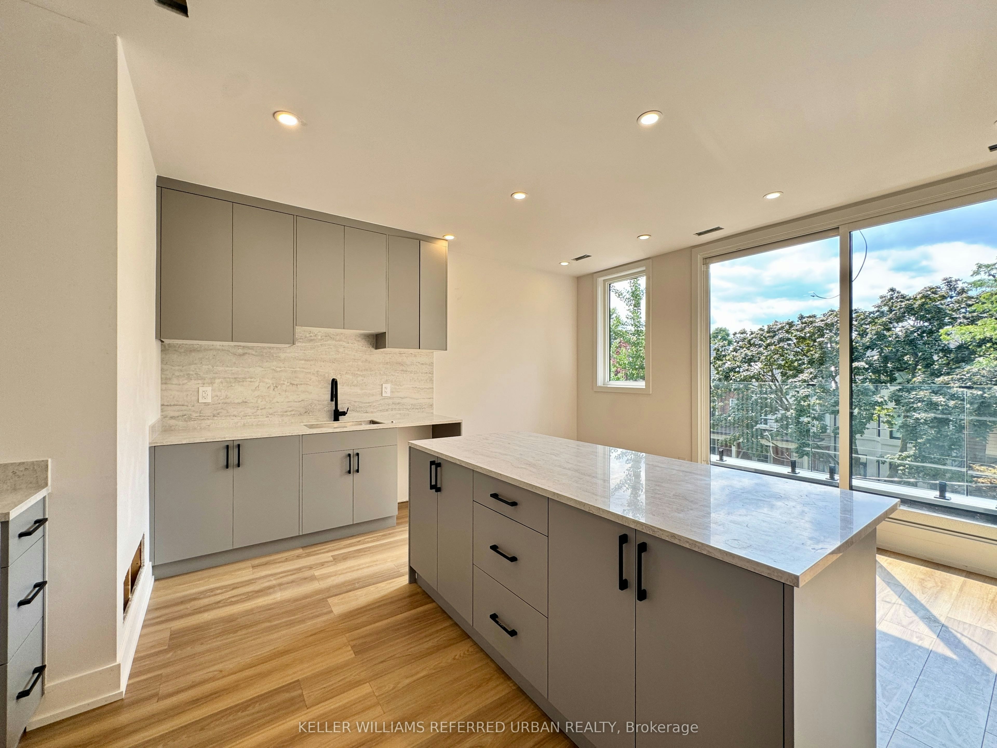 4-269 Brunswick Avenue, Toronto, ON, M5S 2M6 - 3