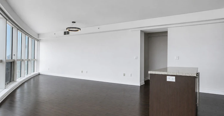 6107-388 Yonge Street, Toronto, ON, M5B 0A4 - 3