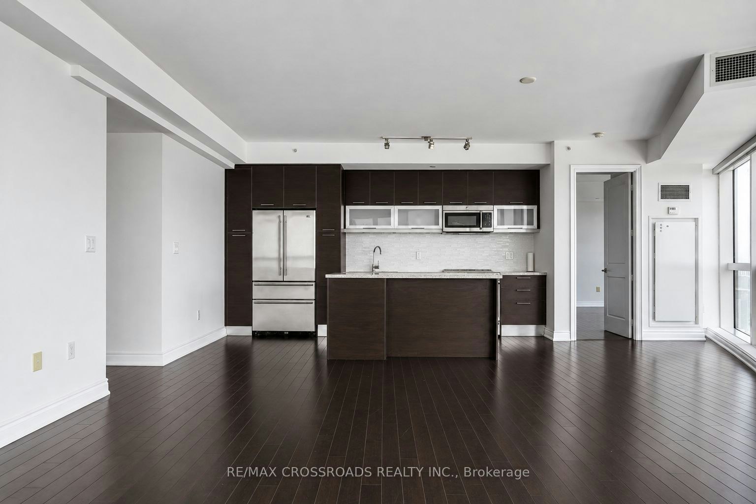 6107-388 Yonge Street, Toronto, ON, M5B 0A4 - 6