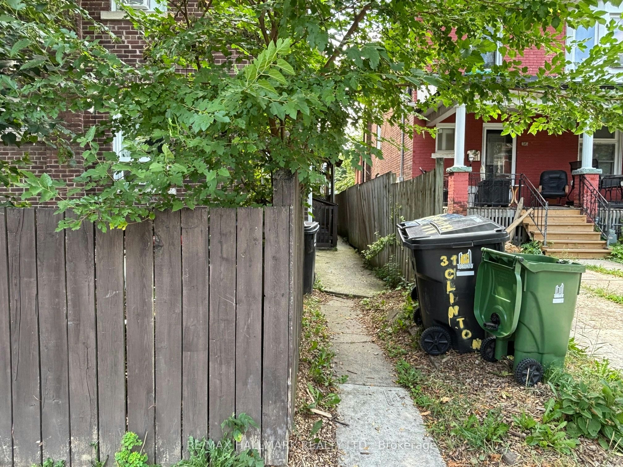 Lower-2 Page Street, Toronto, ON, M6G 1J2 - 9