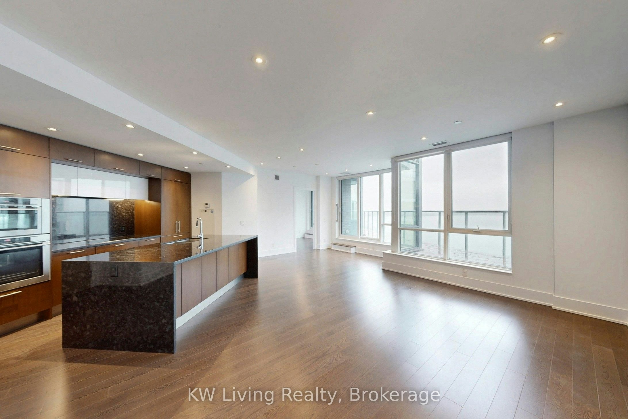 GPH 12-1 Edgewater Drive, Toronto, ON, M5A 0L1 - 16