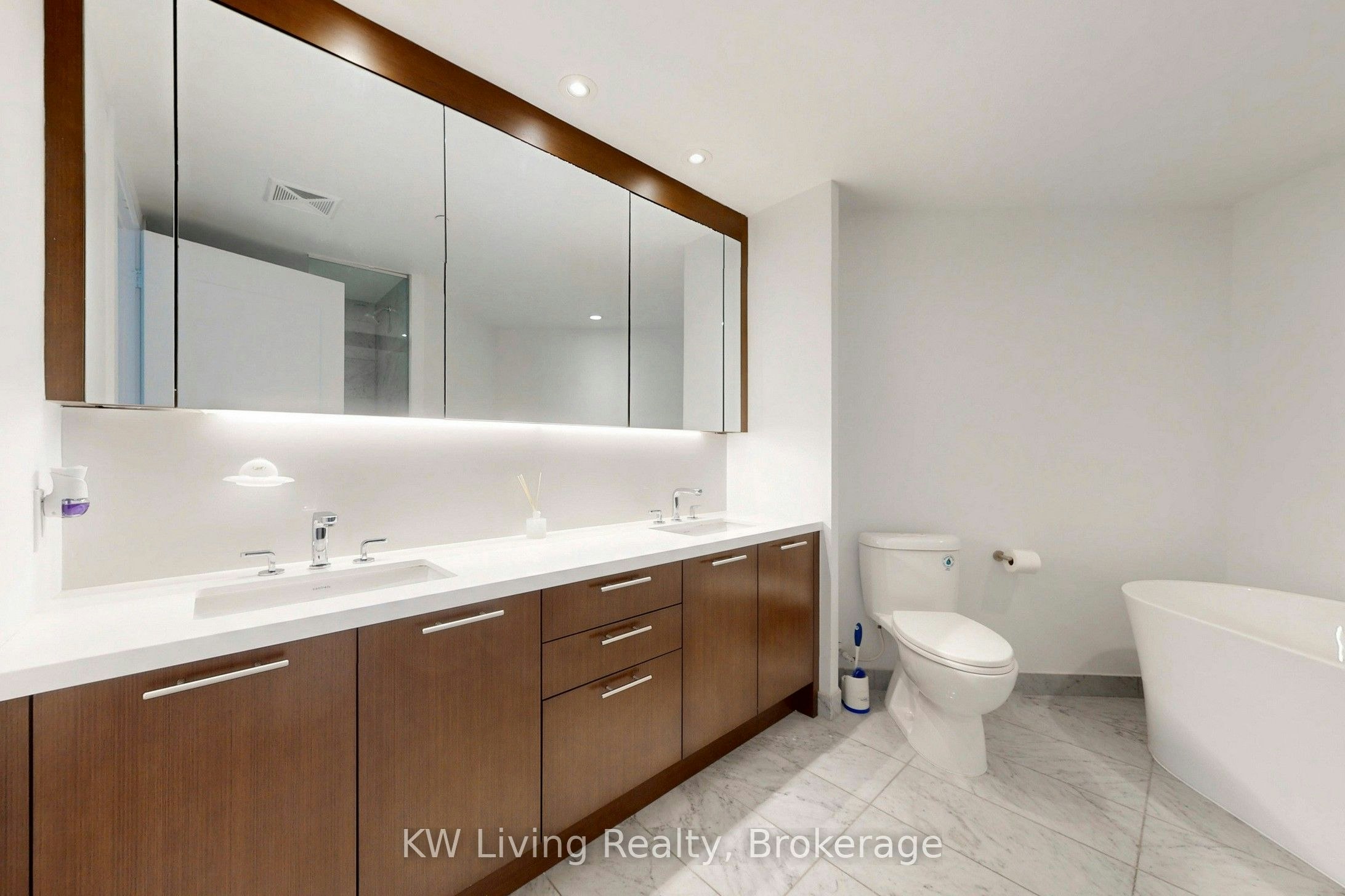 GPH 12-1 Edgewater Drive, Toronto, ON, M5A 0L1 - 30