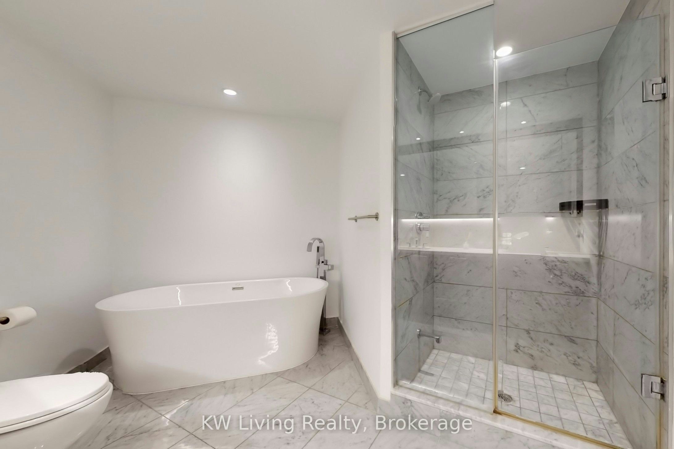 GPH 12-1 Edgewater Drive, Toronto, ON, M5A 0L1 - 33