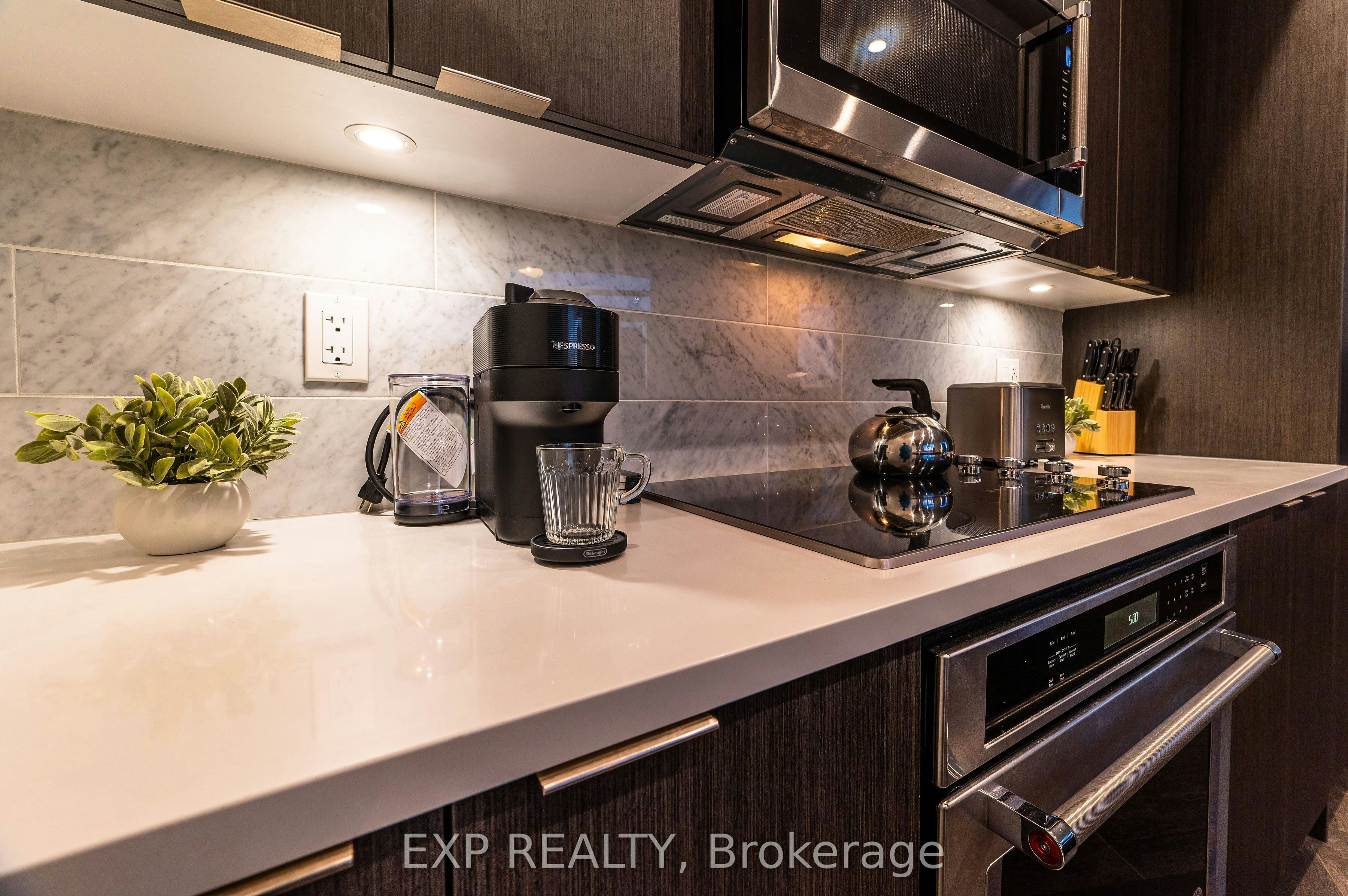 PH03-38 Iannuzzi Street, Toronto, ON, M5V 0S2 - 15