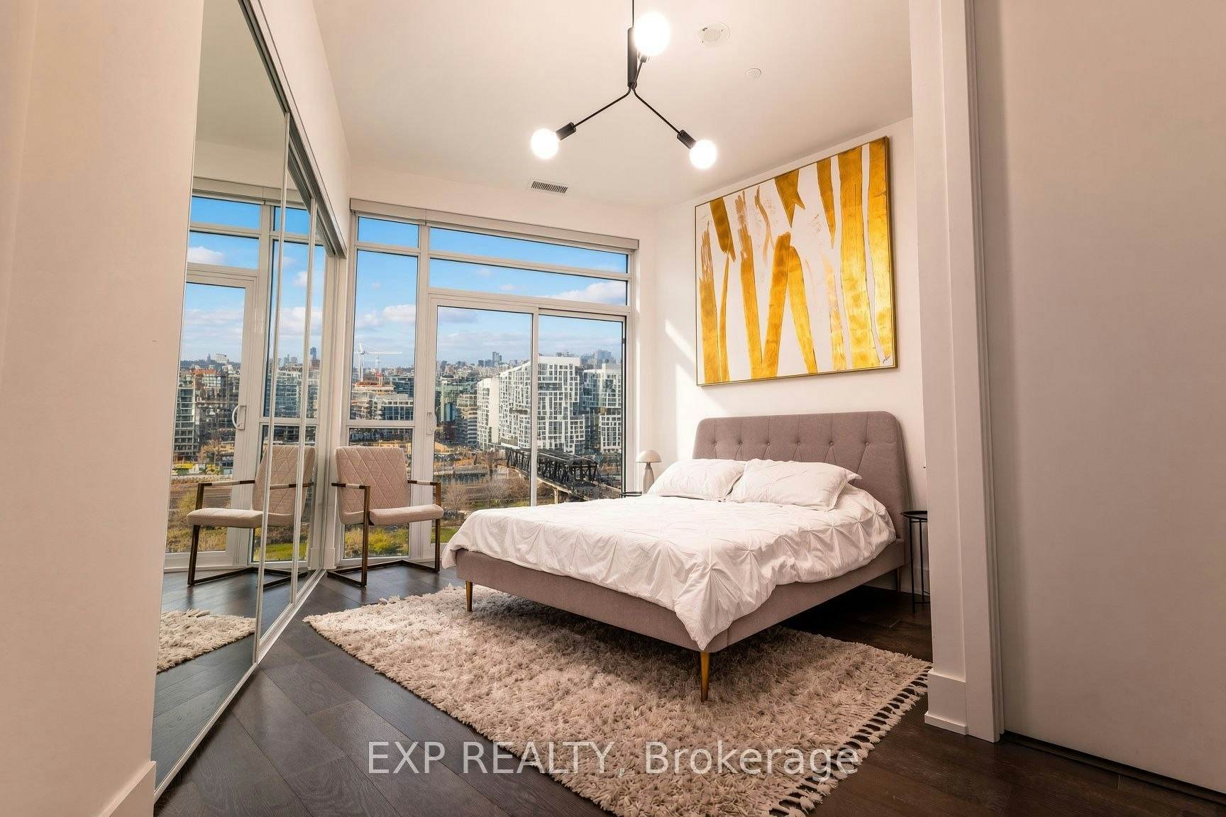 PH03-38 Iannuzzi Street, Toronto, ON, M5V 0S2 - 16