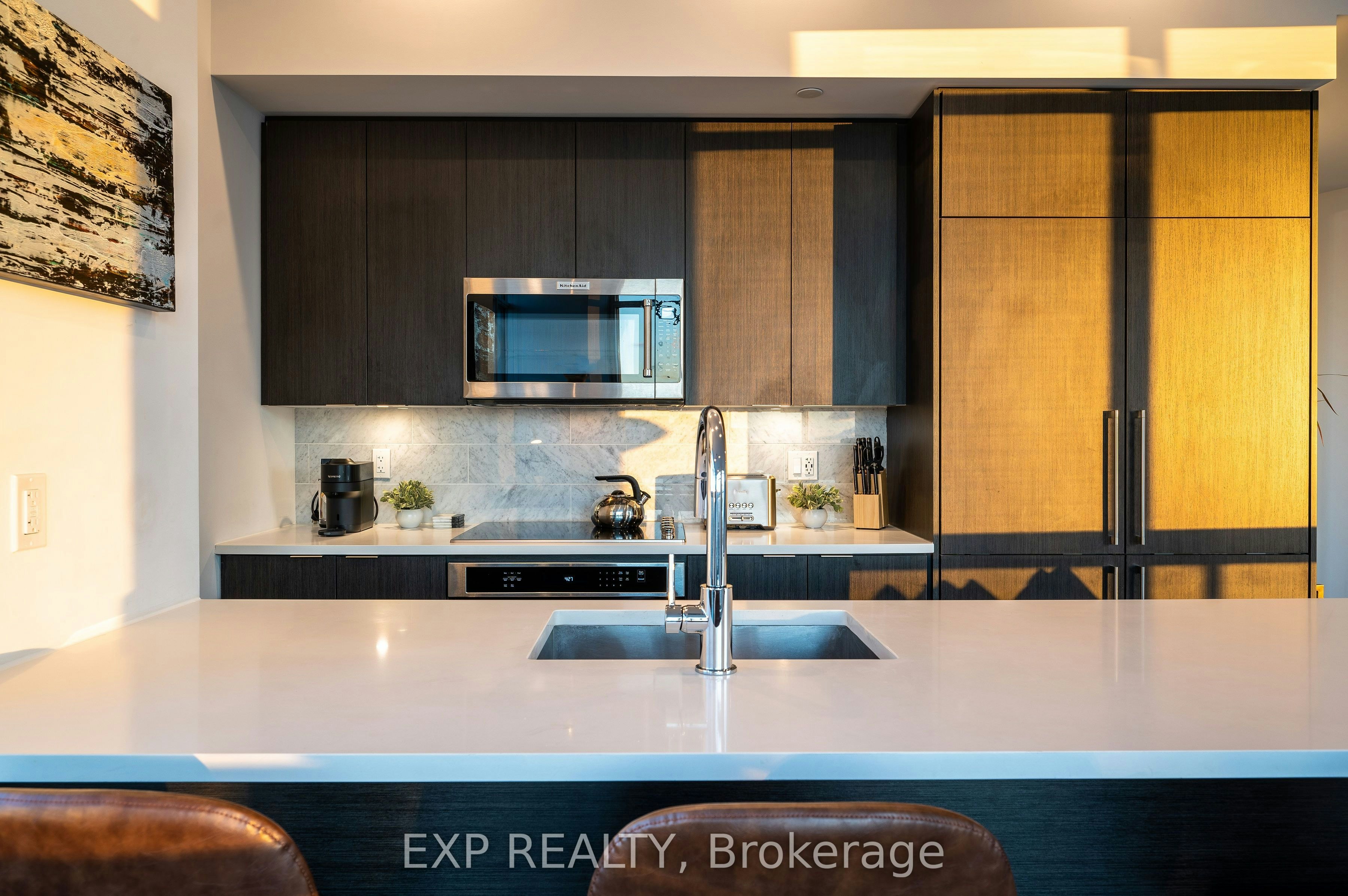 PH03-38 Iannuzzi Street, Toronto, ON, M5V 0S2 - 14