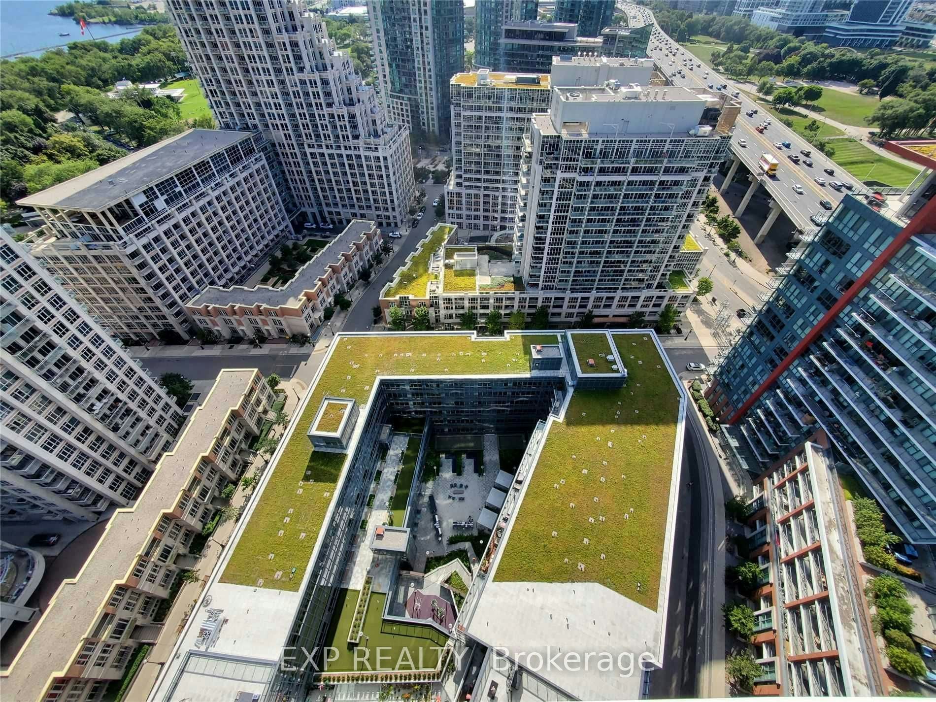 PH03-38 Iannuzzi Street, Toronto, ON, M5V 0S2 - 31