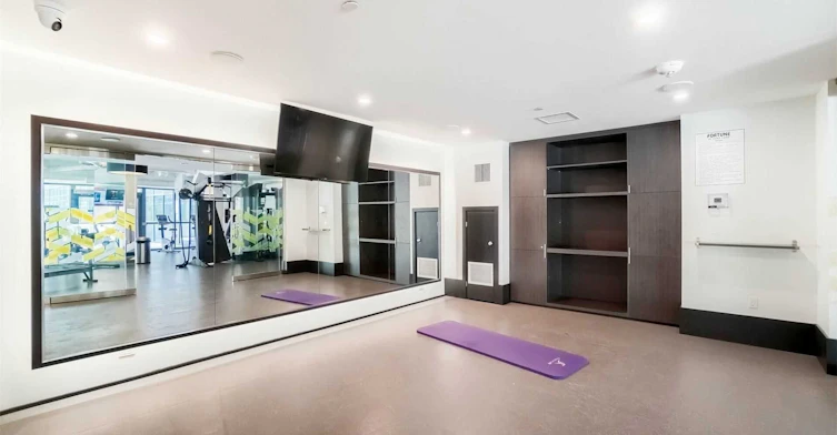 PH03-38 Iannuzzi Street, Toronto, ON, M5V 0S2 - 39