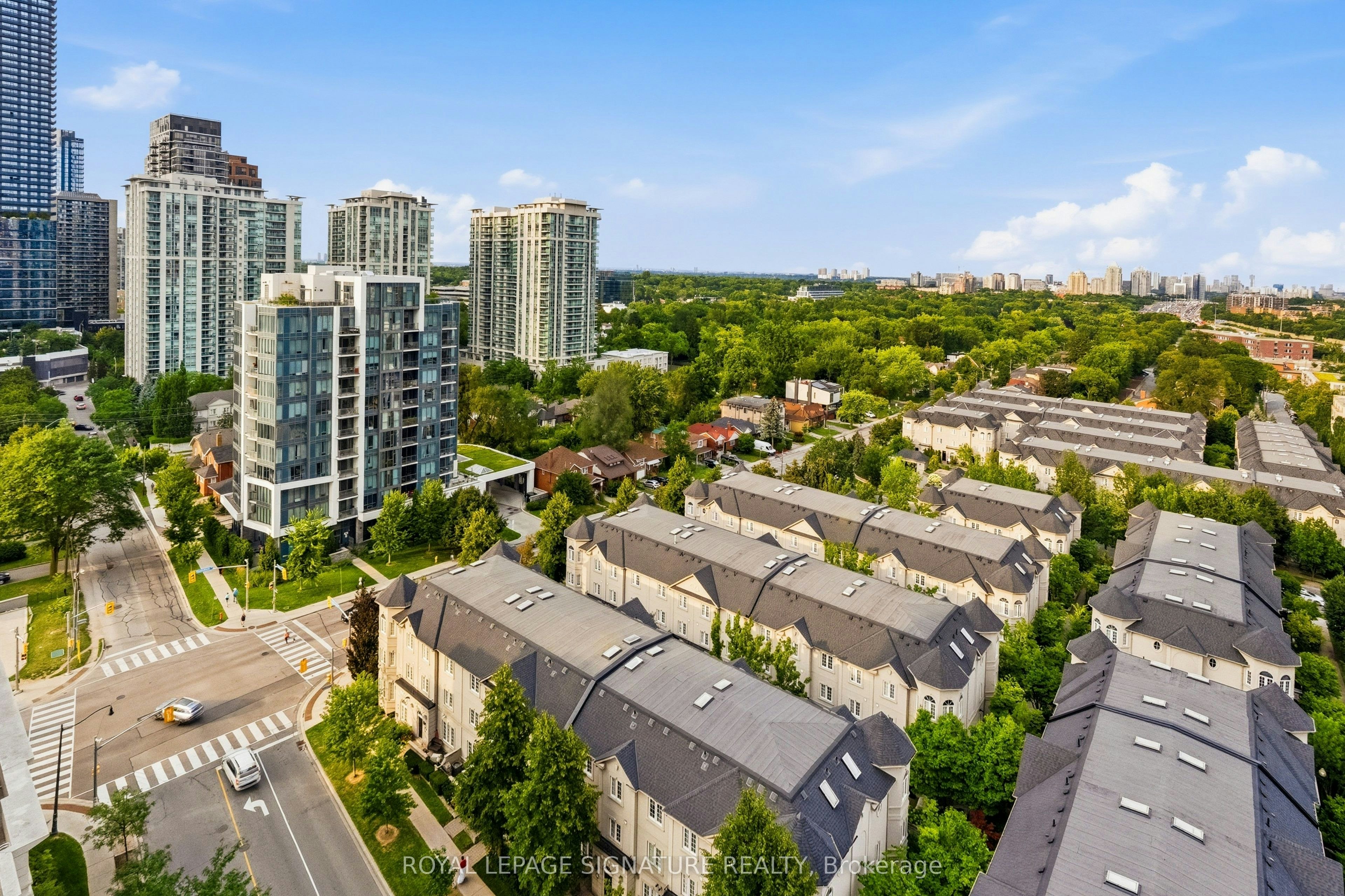 1609-16 Harrison Garden Boulevard, Toronto, ON, M2N 7J6 - 32