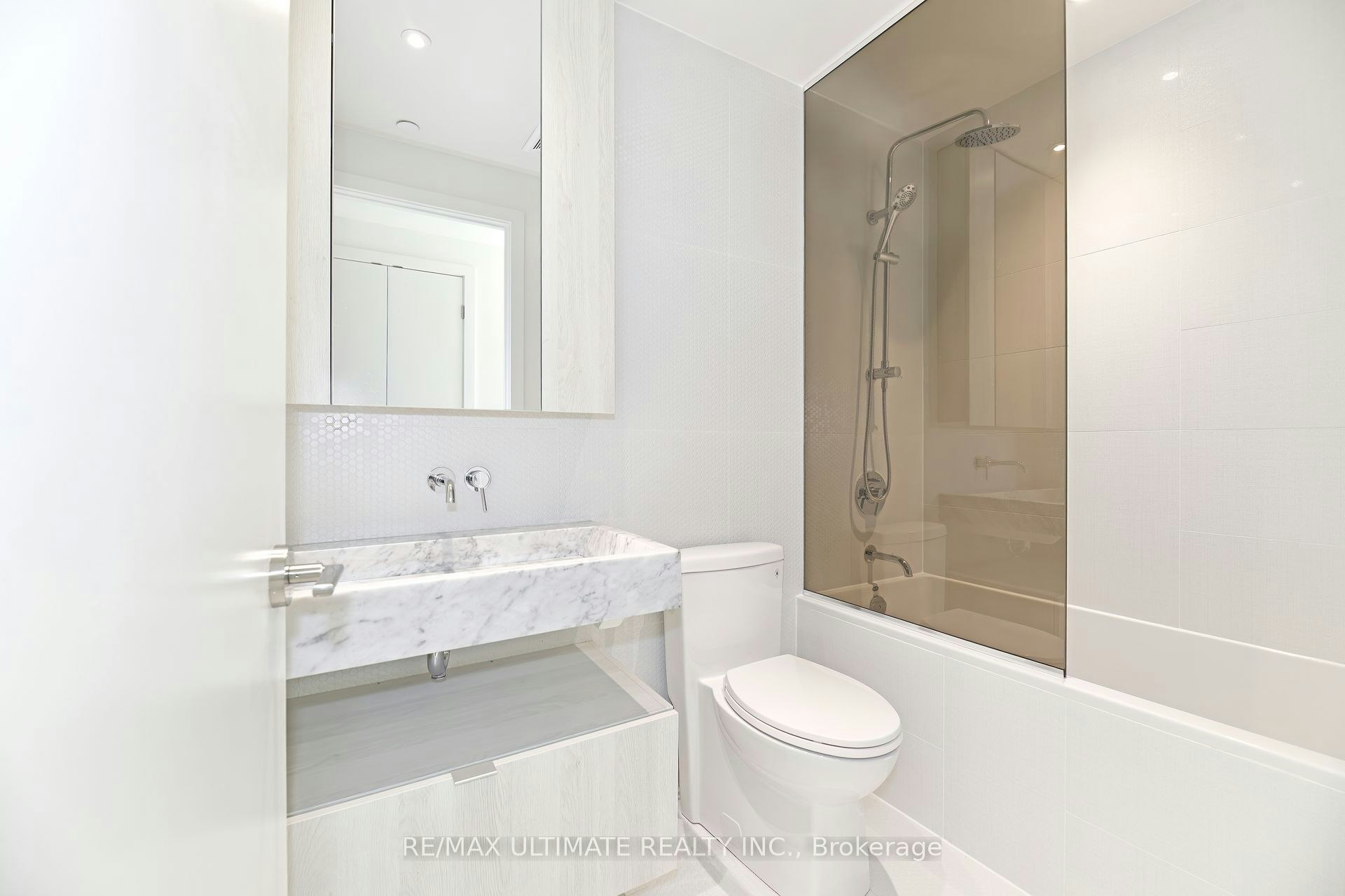 1713-11 Yorkville Avenue, Toronto, ON, M4W 0B7 - 14