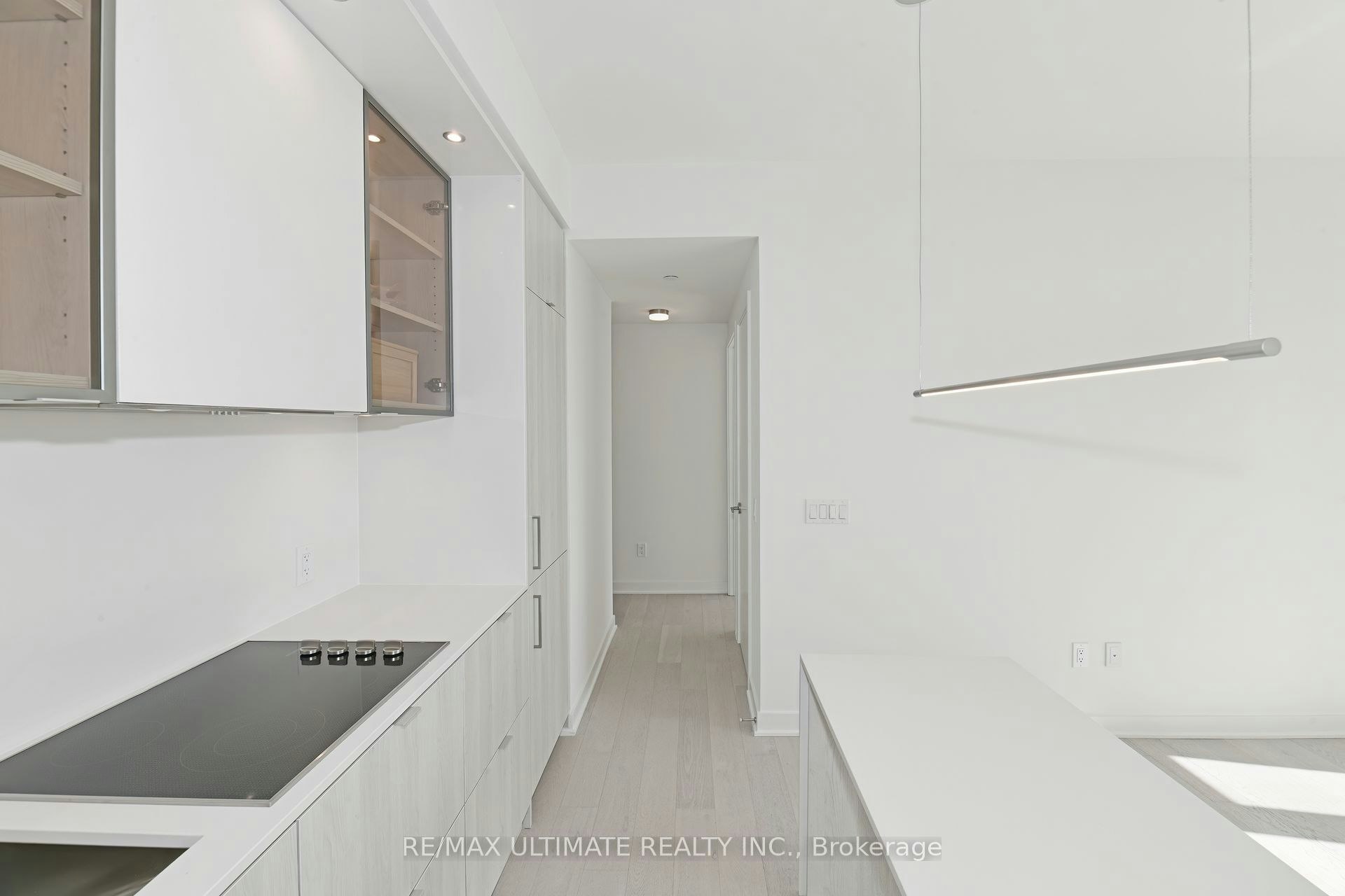 1713-11 Yorkville Avenue, Toronto, ON, M4W 0B7 - 11