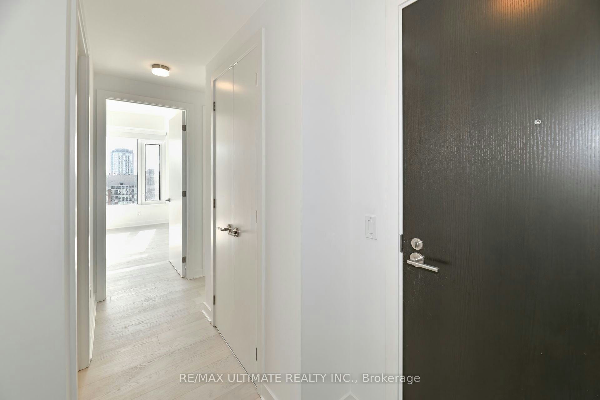 1713-11 Yorkville Avenue, Toronto, ON, M4W 0B7 - 8