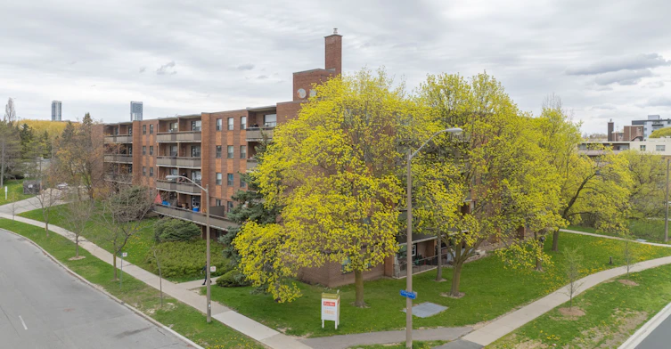 301-32 Clayland Drive, Toronto, ON, M3A 2A5 - 17