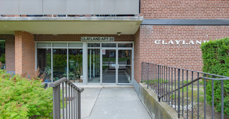 301-32 Clayland Drive, Toronto, ON, M3A 2A5 - 2