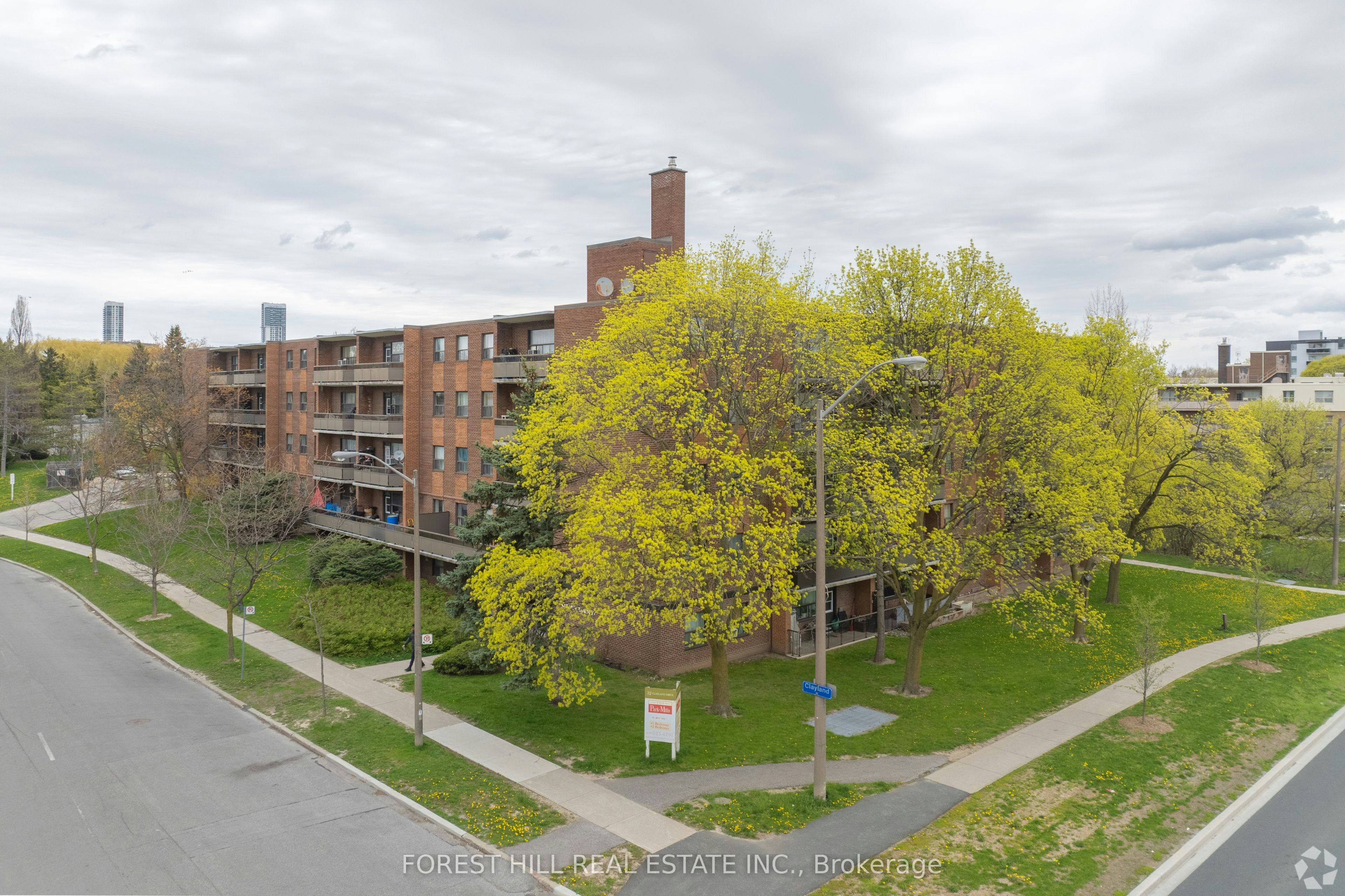 512-32 Clayland Drive, Toronto, ON, M3A 2A5 - 18