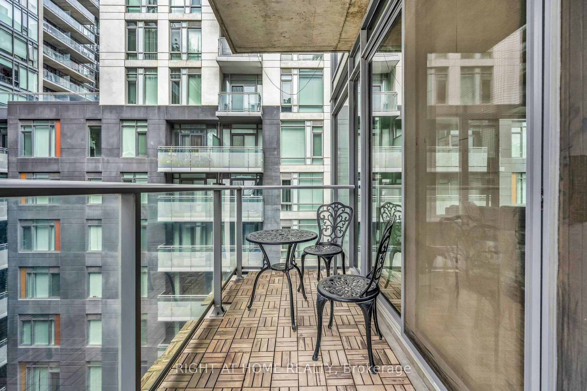 605-650 King Street W, Toronto, ON, M5V 0H6 - 37