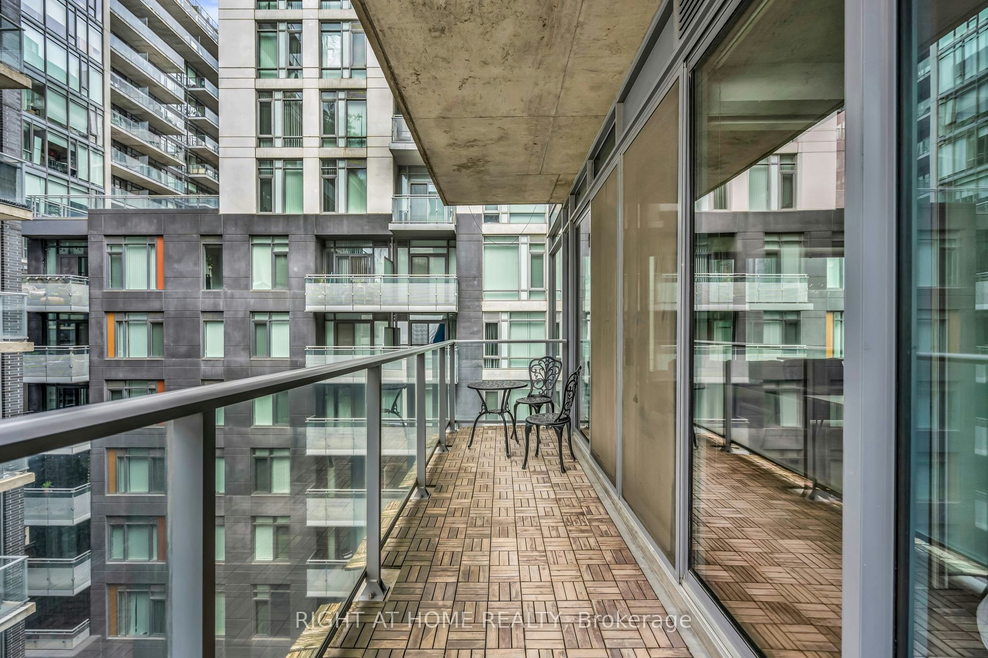 605-650 King Street W, Toronto, ON, M5V 0H6 - 35