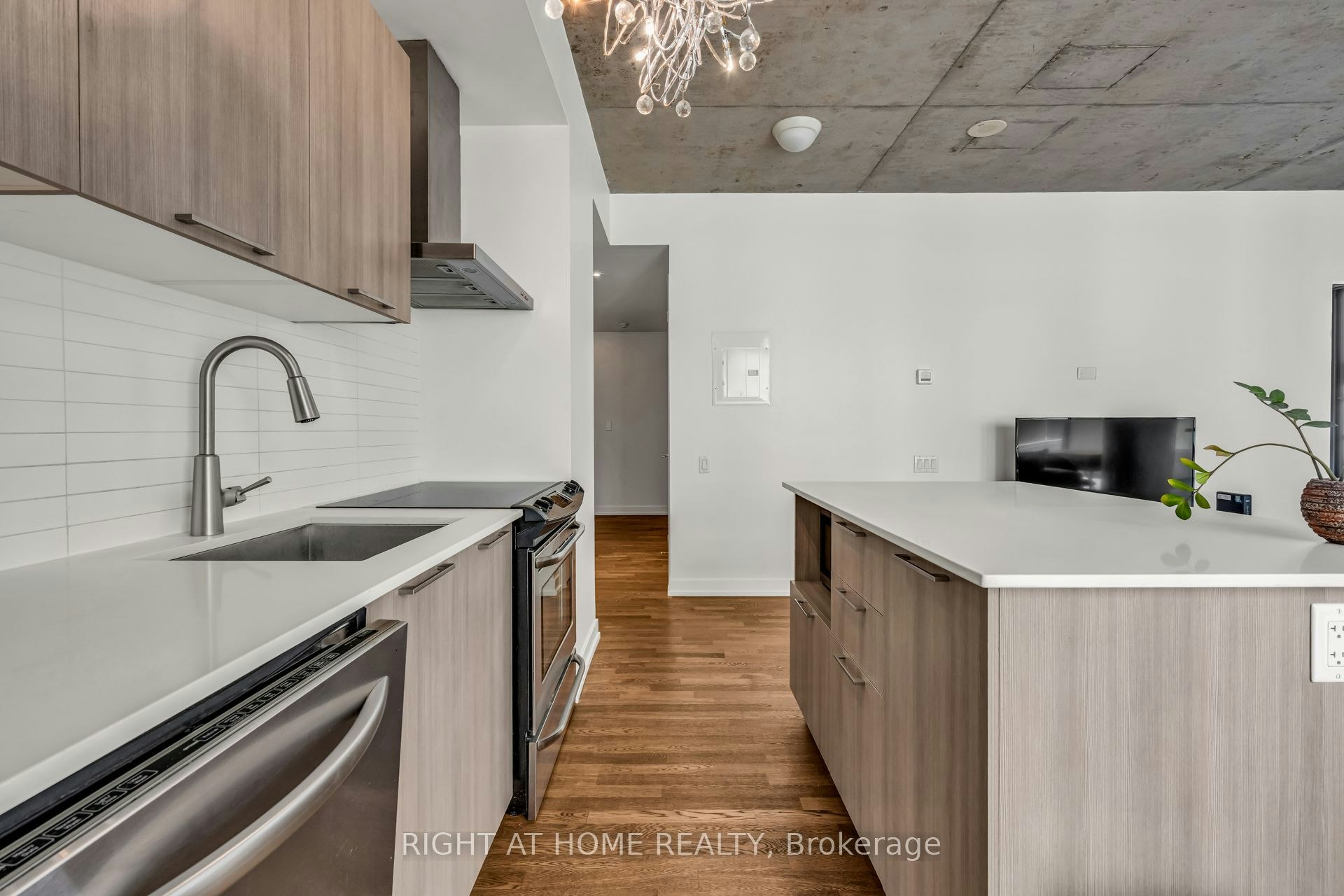 605-650 King Street W, Toronto, ON, M5V 0H6 - 24