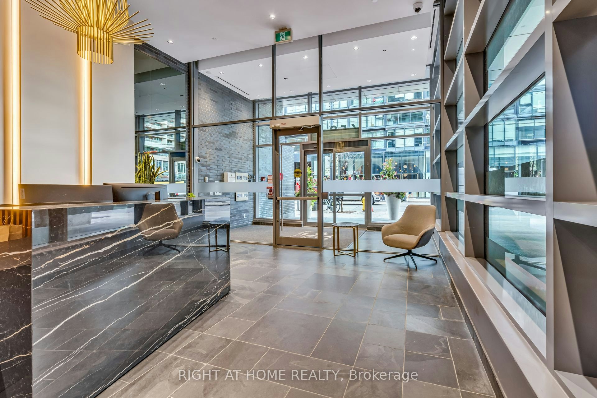 605-650 King Street W, Toronto, ON, M5V 0H6 - 5