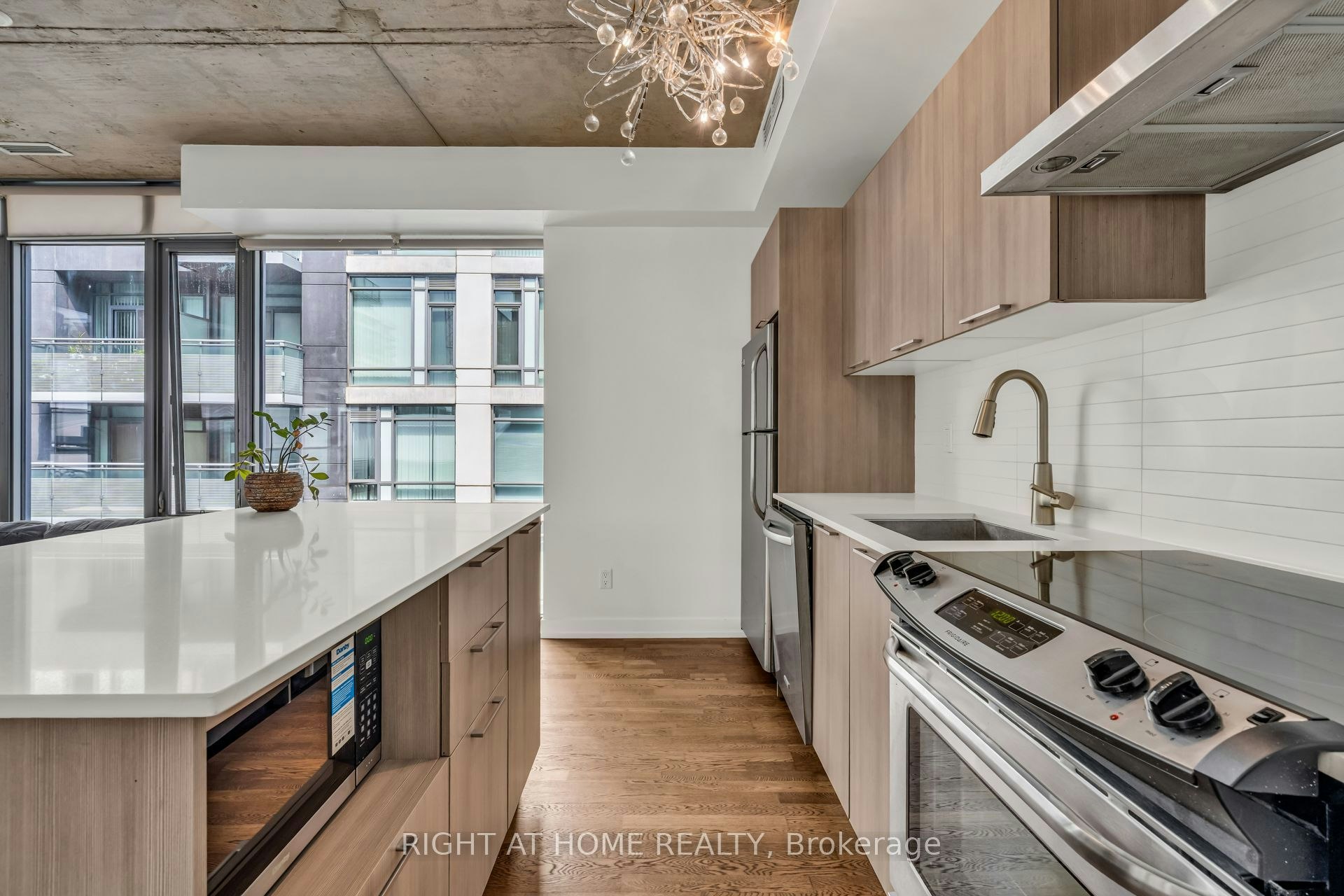 605-650 King Street W, Toronto, ON, M5V 0H6 - 21
