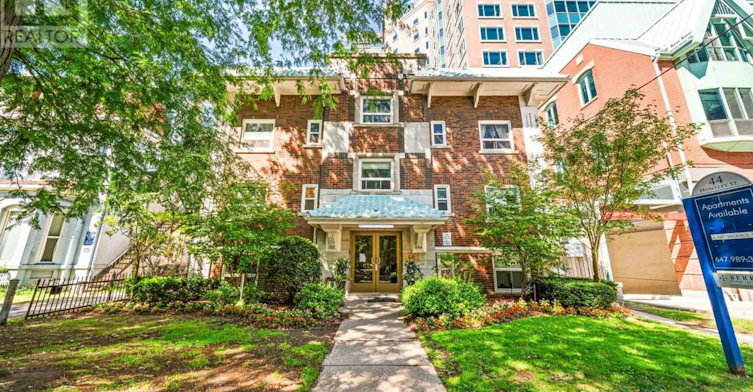 102-44 Huntley Street, Toronto, ON, M4Y 2L1