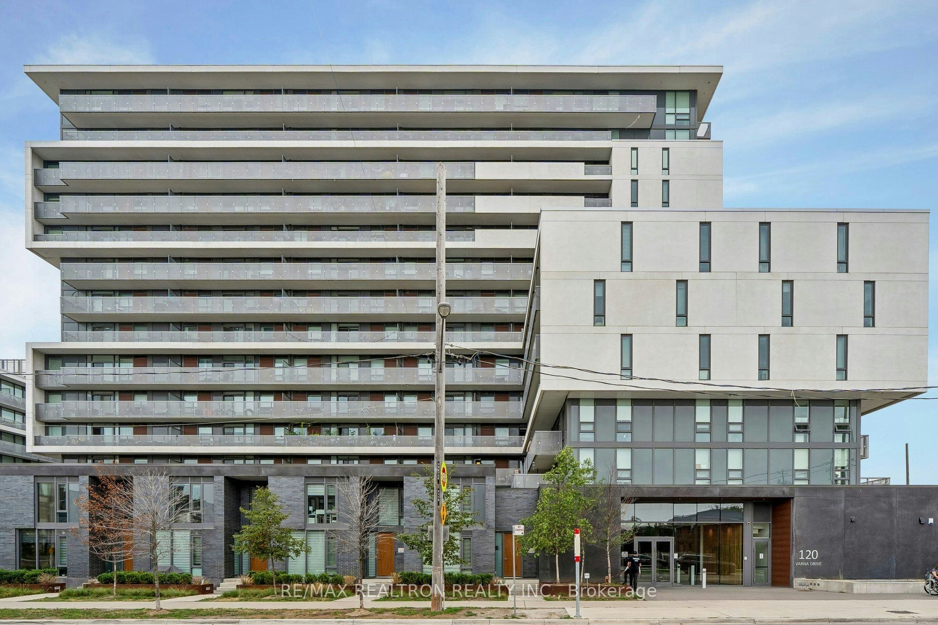 1106-120 Varna Drive, Toronto, ON, M6A 0B3 - 2