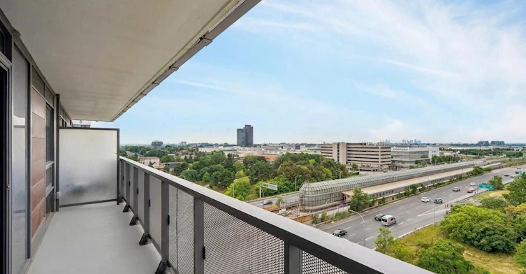 1106-120 Varna Drive, Toronto, ON, M6A 0B3 - 33