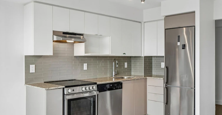 1106-120 Varna Drive, Toronto, ON, M6A 0B3 - 26