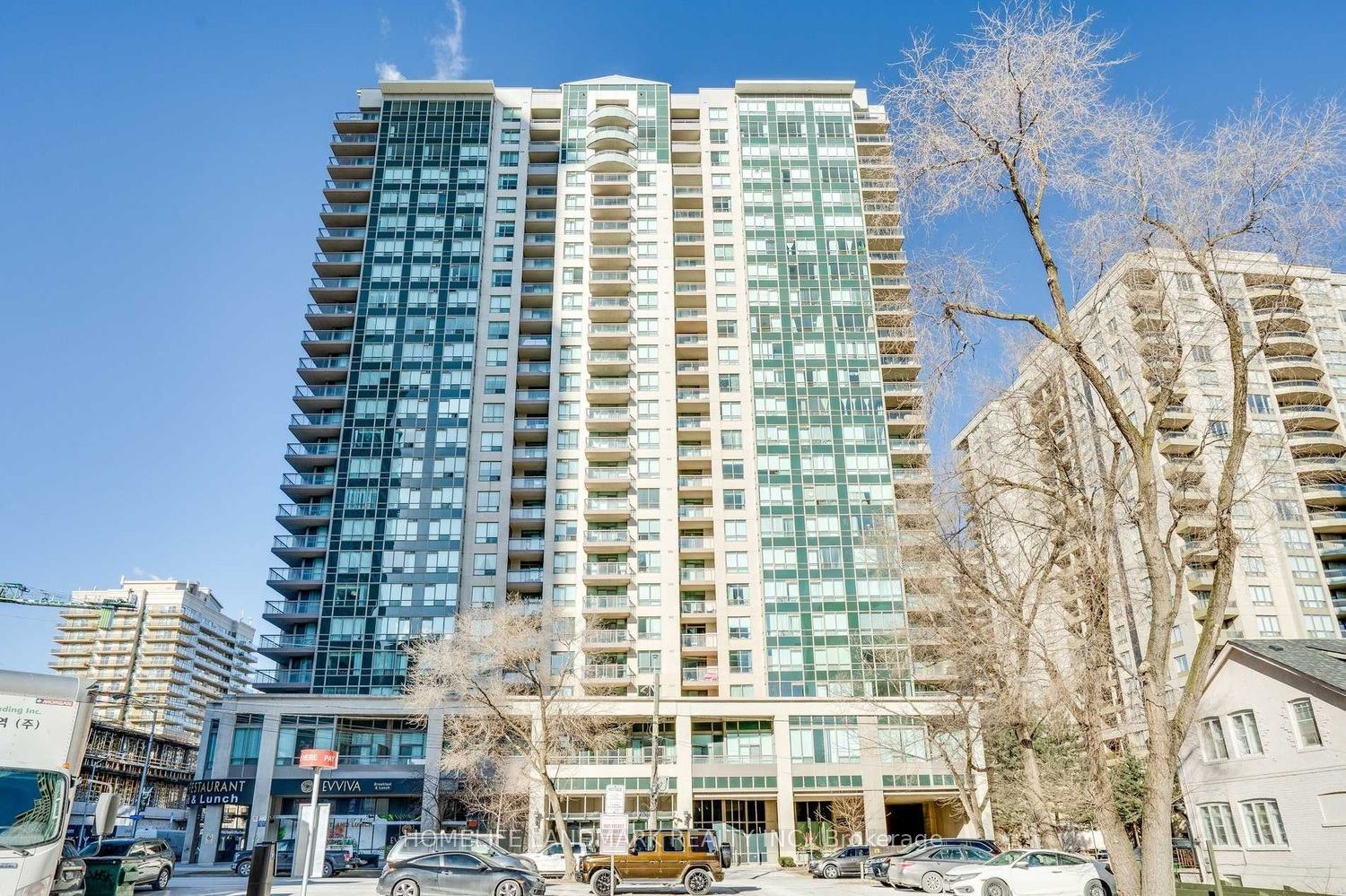 2112-18 Parkview Avenue, Toronto, ON, M2N 7H7