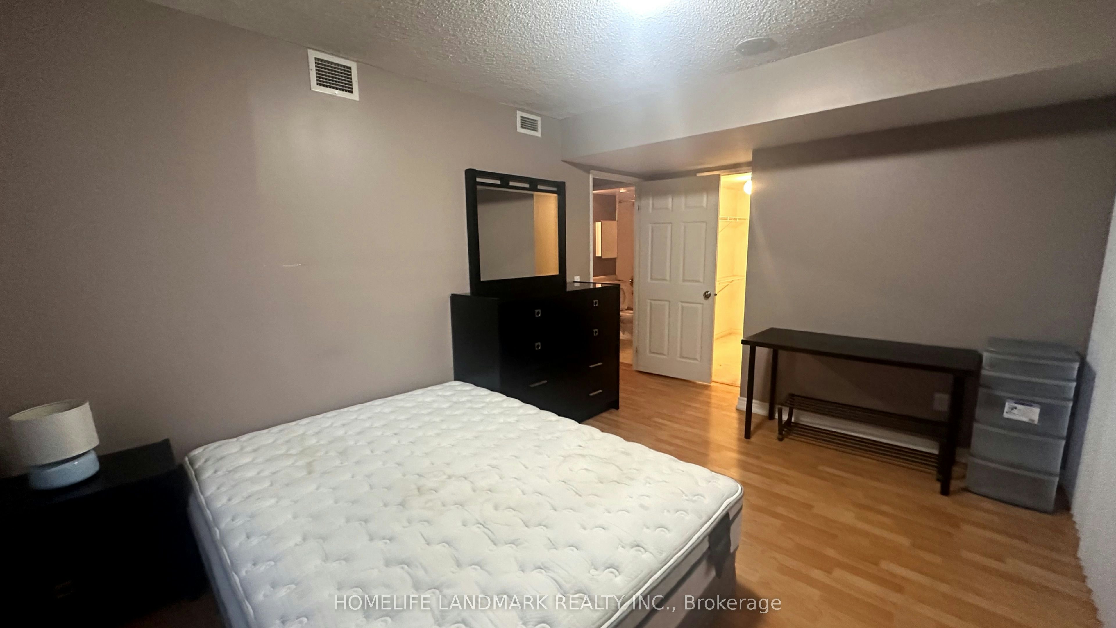 2112-18 Parkview Avenue, Toronto, ON, M2N 7H7 - 12
