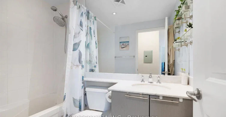 327-628 Fleet Street, Toronto, ON, M5V 1A8 - 7