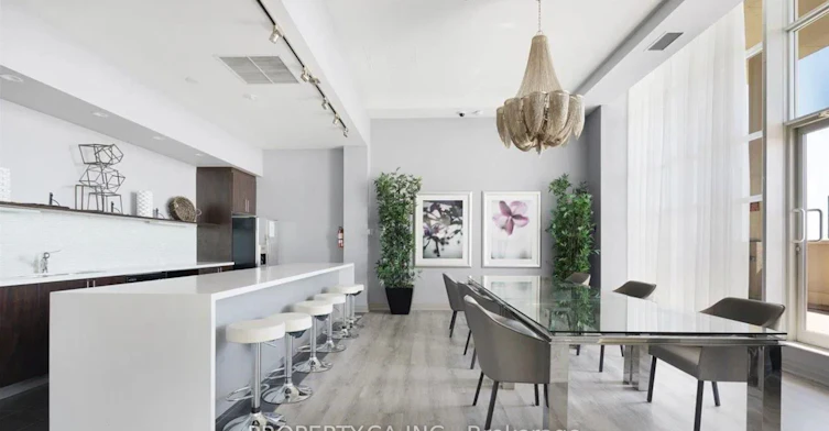 327-628 Fleet Street, Toronto, ON, M5V 1A8 - 12